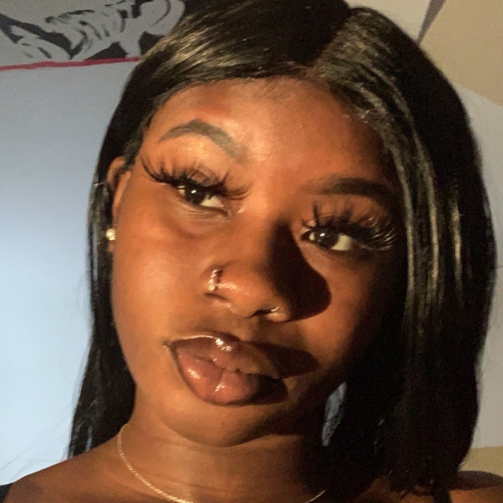 Meet your Posher, Anne